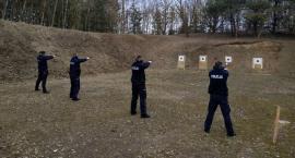 Ciechanowscy policjanci doskonalą umiejętności strzeleckie