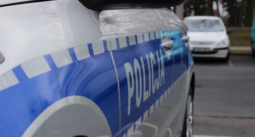 Obcokrajowiec spowodował wypadek w Toruniu i uciekł