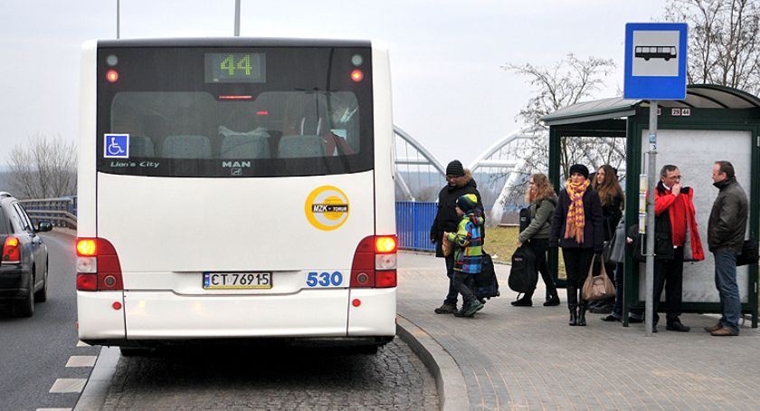 Koronawirus. Kolejne zmiany w komunikacji miejskiej w Toruniu
