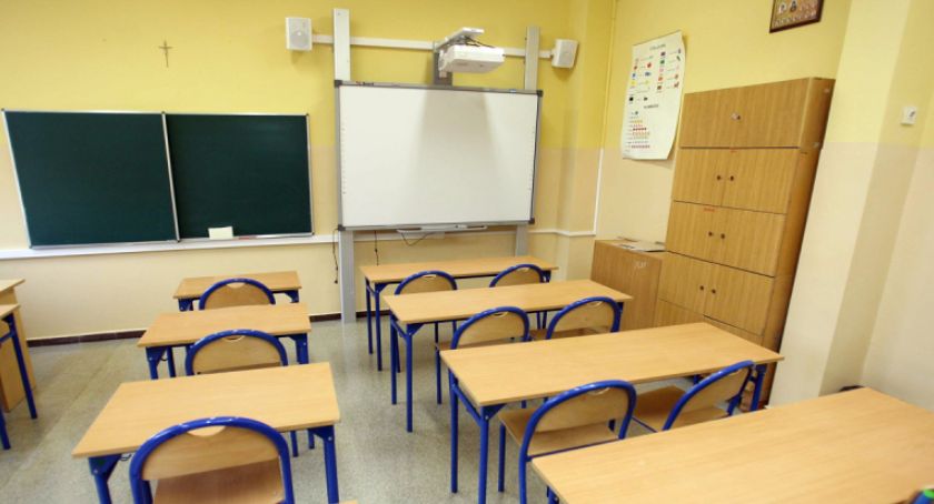 Szkoły w Toruniu zostaną zamknięte do końca roku szkolnego!?