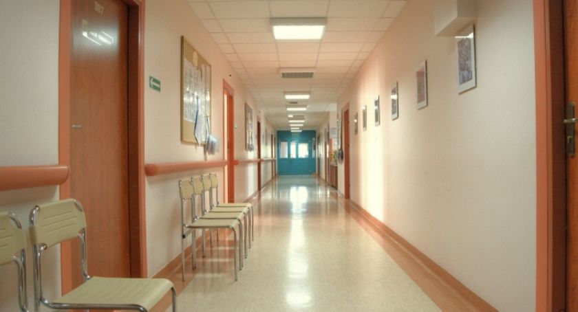 Pielęgniarka ze Szpitala Dziecięcego w Toruniu zakażona koronawirusem