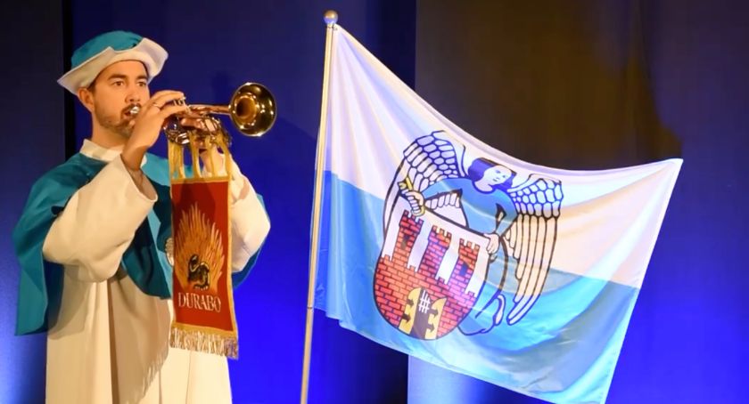 „Posłuchaj energii Miasta”. Toruńska Orkiestra Symfoniczna opowiada historię Flisaka