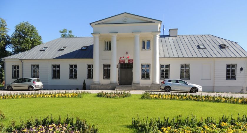 W gminie Obrowo powstanie Lokalny Ośrodek Wiedzy i Edukacji