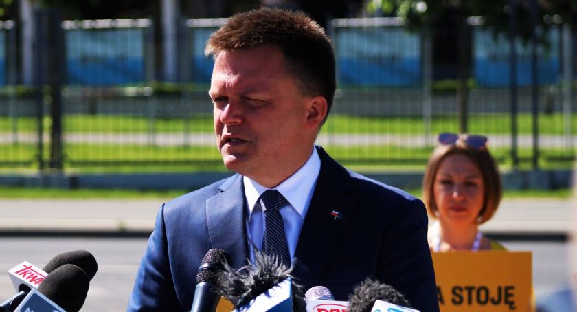 Szymon Hołownia w Toruniu. Reformatorskie deklaracje przed imperium ojca Rydzyka