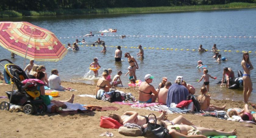Sanepid zbadał jakość wody w podtoruńskich jeziorach. Gdzie można się kąpać?