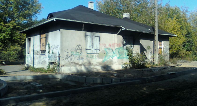 Pożar budynku dworca Toruń - Północ. Natychmiastowa reakcja miasta