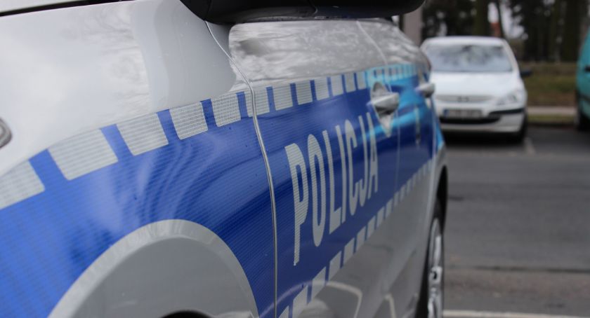 Zaskakujący finał spaceru z psem. Kryminalni z Torunia zatrzymali 21-latka