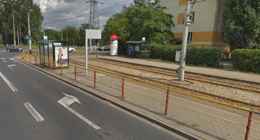 Rozbój w biały dzień w Toruniu. Sprawcy bili, grozili i zmuszali do kradzieży