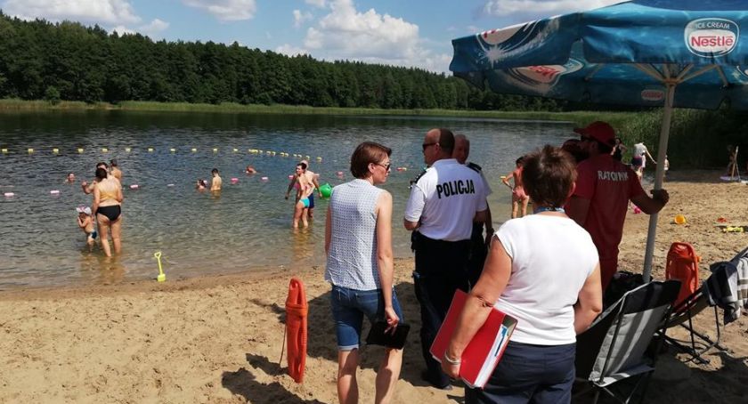 Sanepid sprawdził wodę w jeziorze w podtoruńskim Józefowie