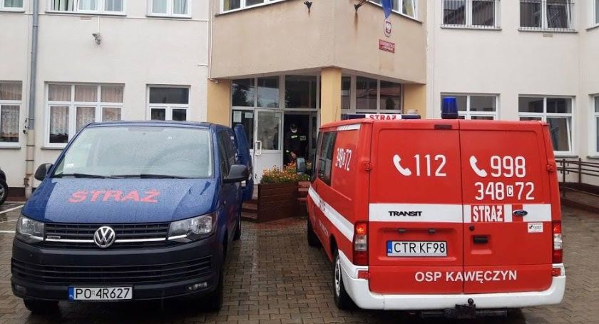 Dodatkowy autobus i ozonatory dla szkół w gminie Obrowo