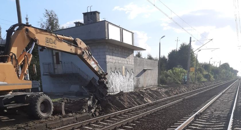 Perony pod Toruniem przejdą modernizacje. Ruszył wielomilionowy program przebudowy stacji