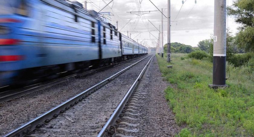 Koronawirus. Poszukiwani pasażerowie pociągu do Torunia