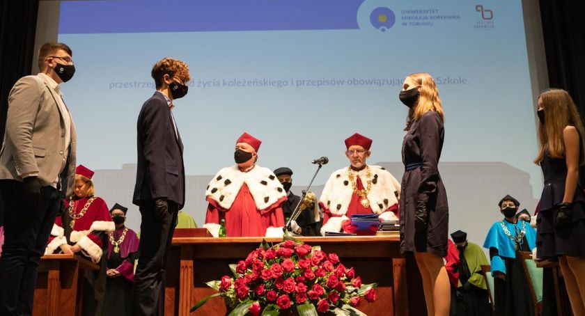 Na Uniwersytecie Mikołaja Kopernika rozpoczął się wyjątkowy rok akademicki