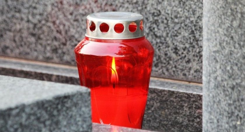 Dzień Wszystkich Świętych. Ważna decyzja biskupa toruńskiego