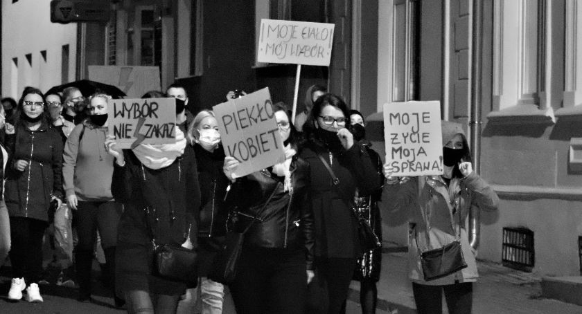 Fala protestów przejdzie przez Toruń. Jakie plany na dziś?