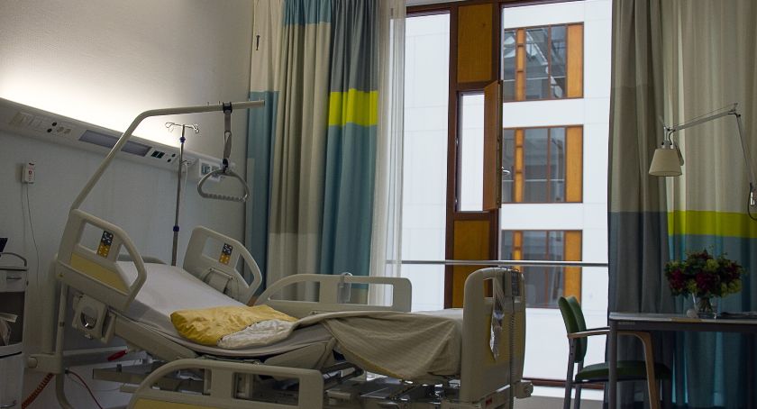 Koronawirus. Dobowy rekord zgonów w Toruniu i regionie