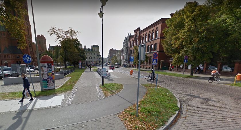Architektoniczna perełka w centrum Torunia zostanie sprzedana za miliony