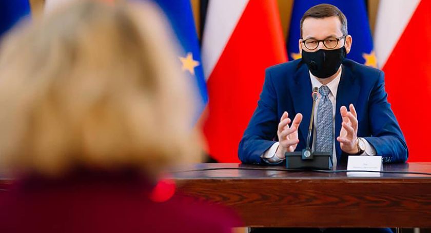Koronawirus. Rząd ogłosił decyzje ws. znoszenia obostrzeń
