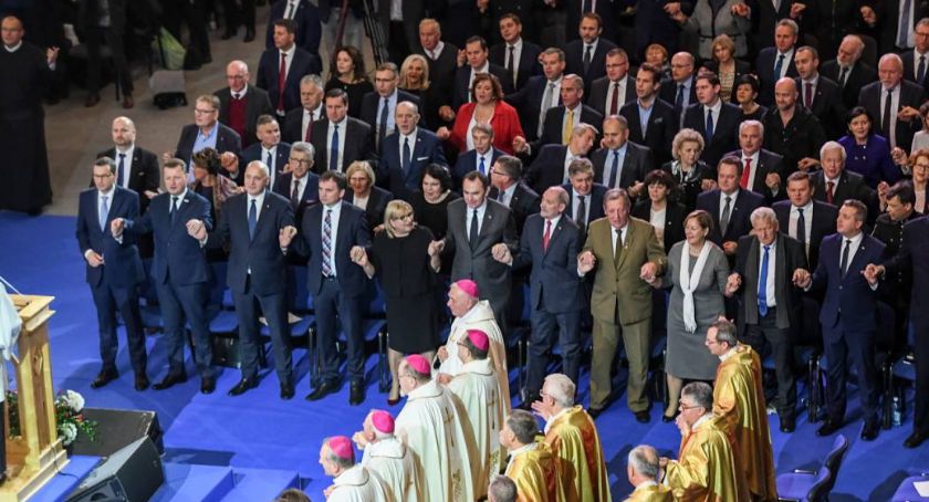 Koronawirus. Ojciec Rydzyk podjął decyzję ws. organizacji urodzin Radia Maryja