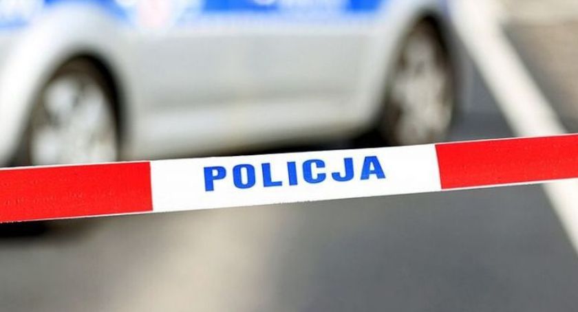 Śmiertelny wypadek pod Toruniem. Ciało kierowcy zakleszczone w pojeździe