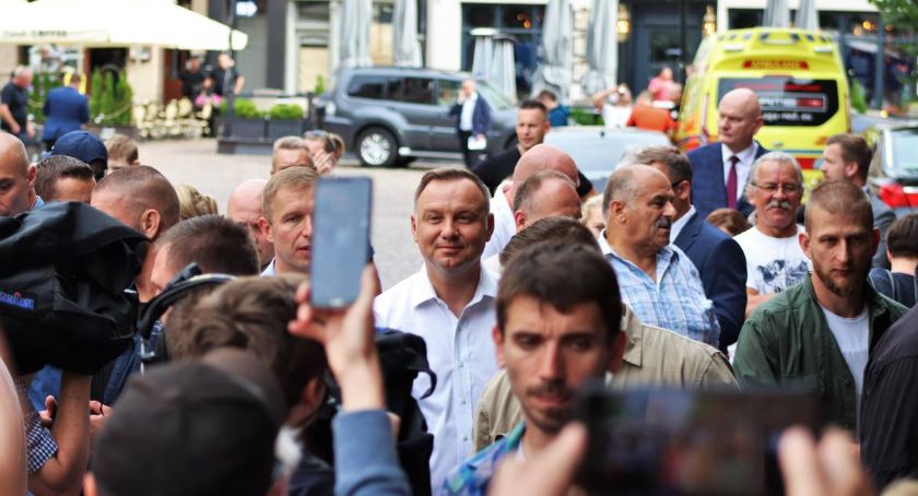 Mieszkańcowi Torunia grozi więzienie za znieważanie prezydenta Polski