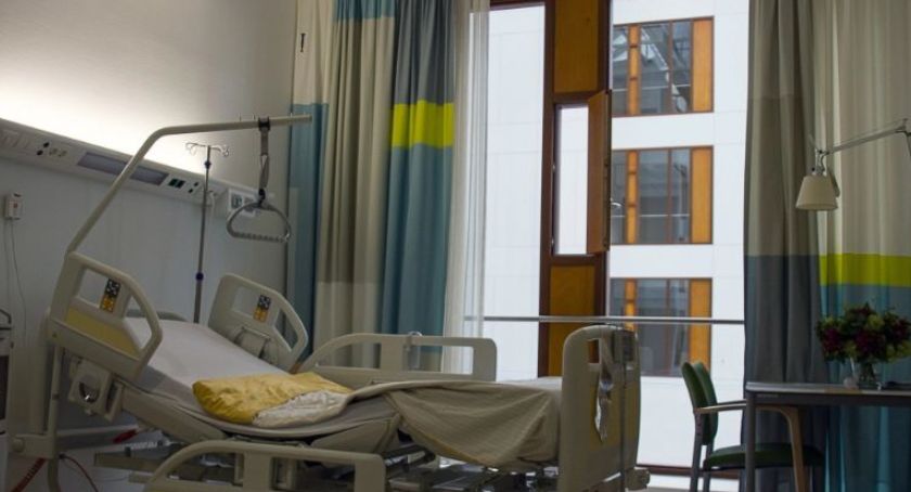 Koronawirus zbiera śmiertelne żniwo. Zmarli kolejni mieszkańcy Torunia