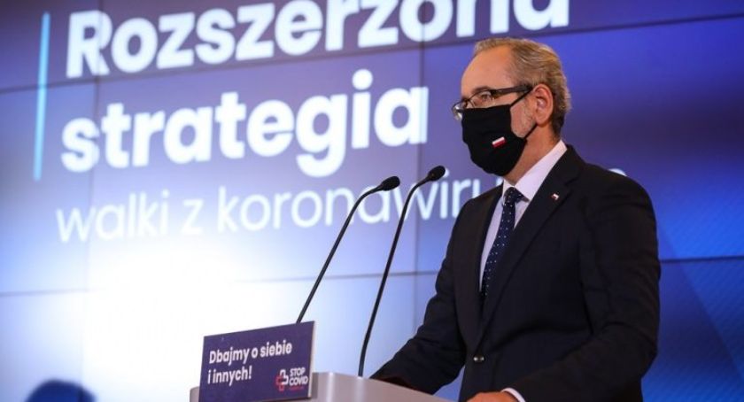 Koronawirus. Minister zdrowia alarmuje ws. zakażeń i sam ujawnia dane