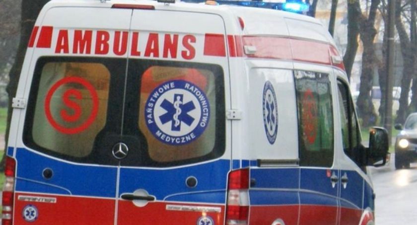 Tragedia pod Toruniem. Mężczyzna przygnieciony przez blachę