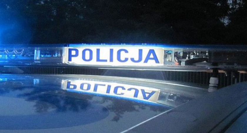 Tragedia pod Toruniem. Kierowca najechał na leżącego mężczyznę