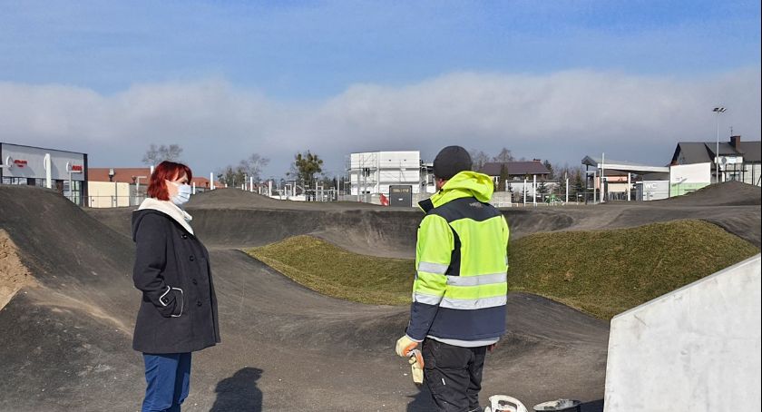 Pumptrack i skatepark za 600 tysięcy zł w Lubiczu oddane do użytku