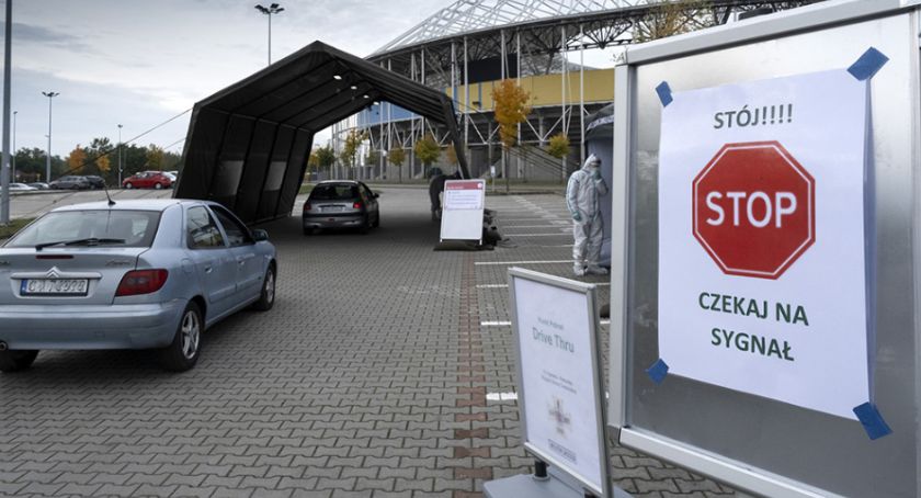 Koronawirus. Trzecia fala epidemii w Toruniu, a oddział covidowy został wyłączony