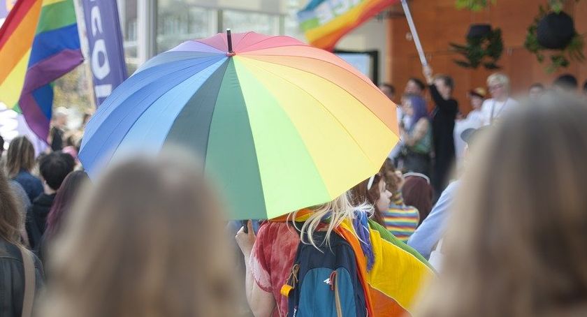 W Toruniu zostanie przyjęta uchwała solidarnościowa z osobami LGBT+?