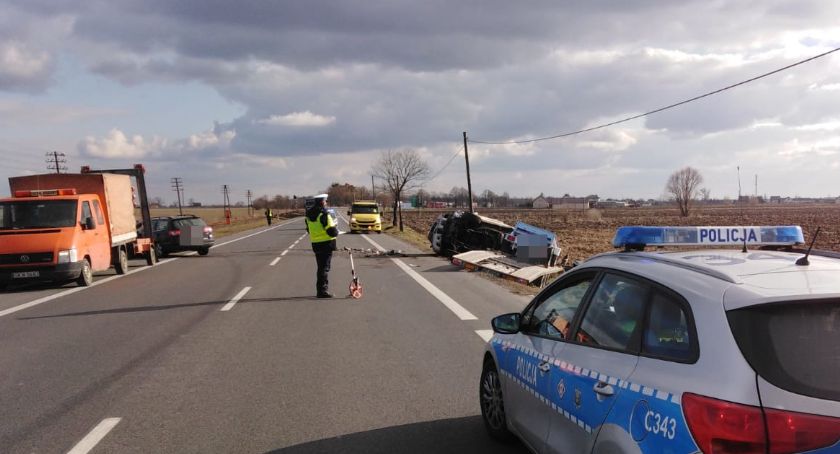 Śmiertelny wypadek w Ostaszewie. Nie żyje 38-letni mężczyzna