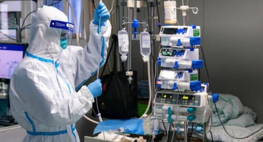 Rekordowa liczba hospitalizacji. Ważna decyzja wojewody