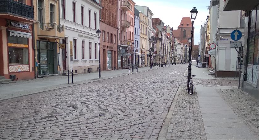 Toruń opustoszał. W święta zdecydowanie mniej zakażeń
