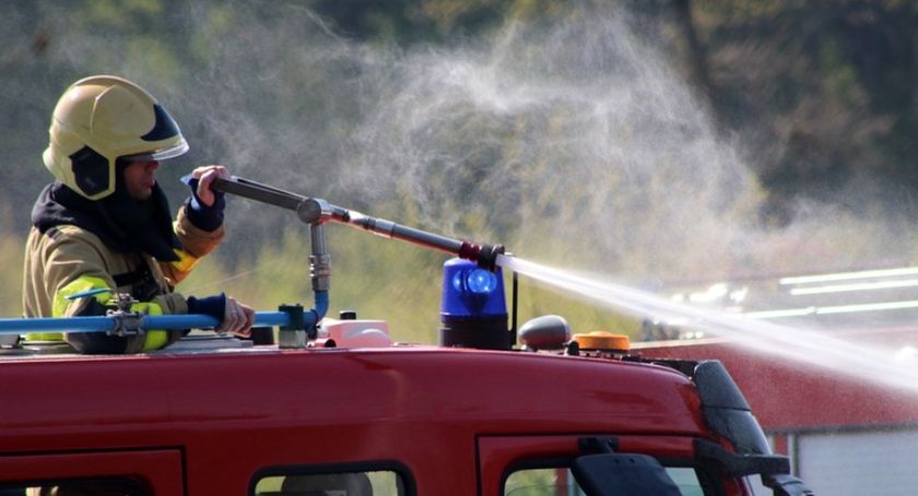 Podpalacz zatrzymany. 31-latek spowodował duży pożar w Toruniu