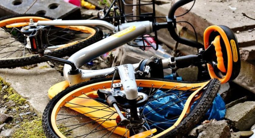 Śmiertelne potrącenie rowerzystki w Toruniu. Policja szuka świadków wypadku