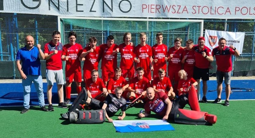 Pomorzanin wraca na szczyt. Młodzi hokeiści z Torunia wygrali Olimpiadę Młodzieży