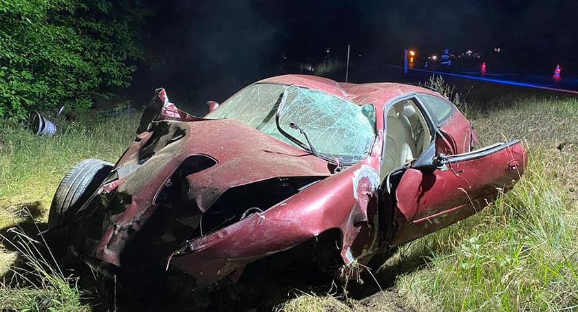 Zagadkowy wypadek na drodze Toruń-Bydgoszcz. Co się stało z kierowcą?