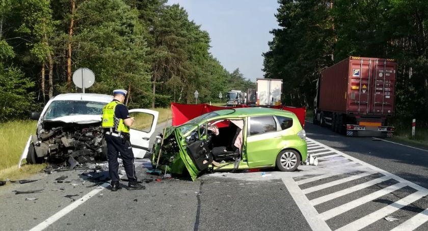 Pracownik firmy transportowej z Łodzi zginął w wypadku pod Toruniem. Miał 55 lat