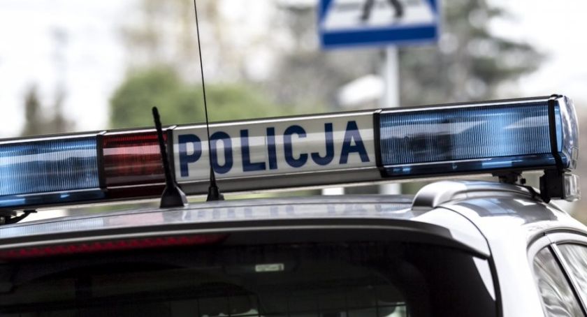 Skandal na starówce. Kompletnie pijany 32-latek zniszczył atrakcję turystyczną 