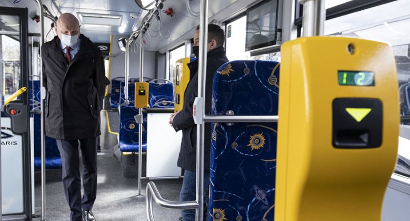Zmiany w MZK. Urzędnicy reagują na upały w autobusach i tramwajach