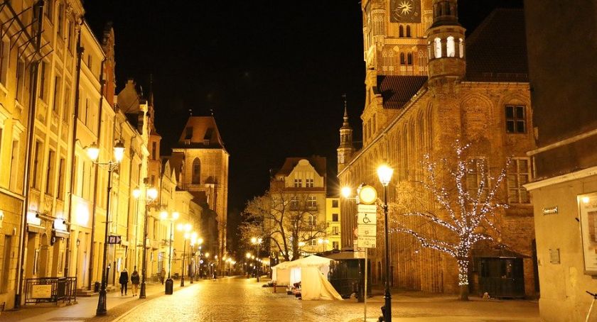 W nocy na toruńskiej starówce doszło do ataku paralizatorem