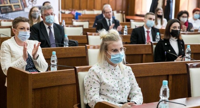 Marszałkowskie stypendia dla najlepszych uczniów