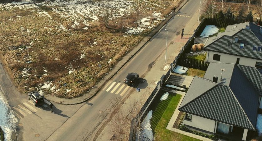 Miasto sprzedaje działkę na osiedlu domów jednorodzinnych za prawie milion złotych