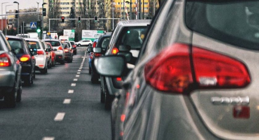 Od piątku duże zmiany w organizacji ruchu w Toruniu. Pojedziemy wolniej