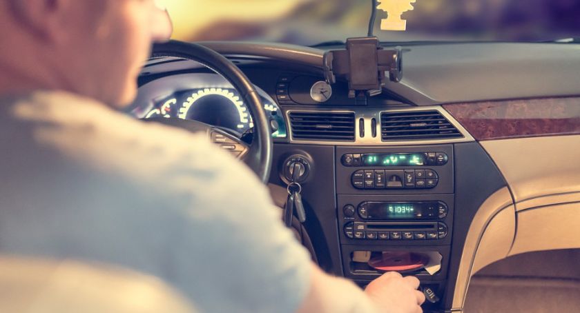 Skandal w Toruniu. Pasażer zaatakował taksówkarza