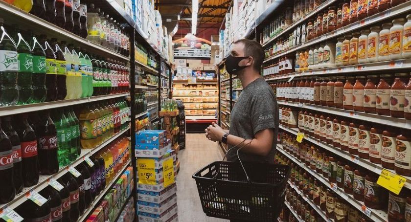 Nowy market w Toruniu. Na otwarcie koło fortuny dla klientów