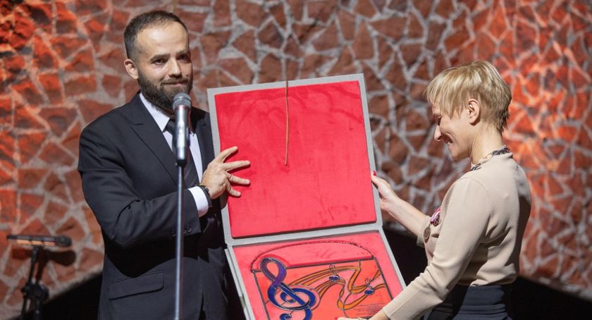 100 lat toruńskiej szkoły muzycznej