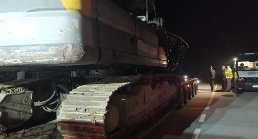 Nielegalny transport pod osłoną nocy. 100-tonowy kolos zatrzymany